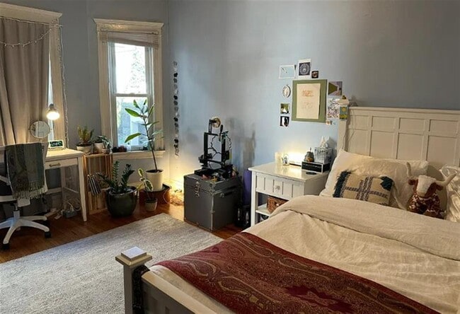 183 College Ave, Unit 1 in Somerville, MA - Foto de edificio - Building Photo