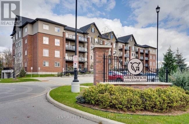 property at 5 Greenwich St