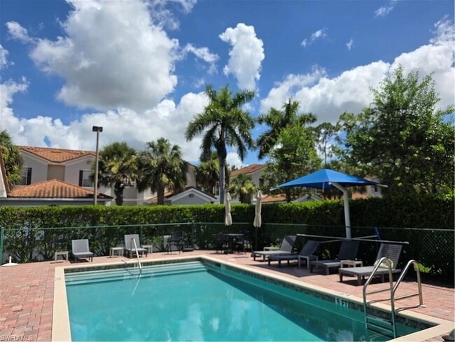 property at 1020 Peggy Cir