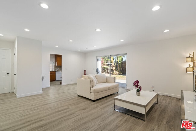property at 22441 Schoolcraft St