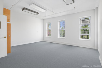 154 W 122nd St in New York, NY - Building Photo - Interior Photo