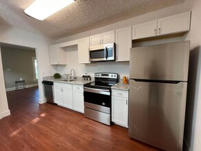 711 Seymour Ave, Unit Room I in Columbus, OH - Building Photo - Building Photo