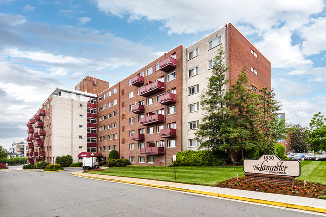 The Lancaster in Arlington, VA - Foto de edificio - Building Photo