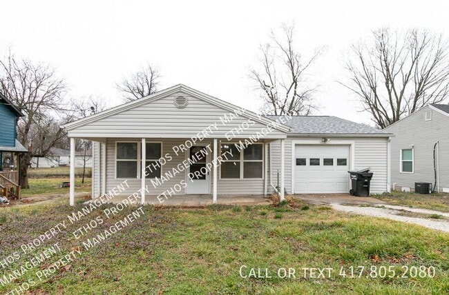 property at 1611 W Belmont St