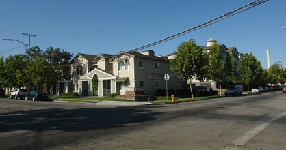 Villa Torre in San Jose, CA - Building Photo - Building Photo