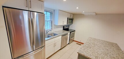 243 Hall St in Athens, GA - Building Photo - Building Photo