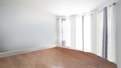 43 Nazing St in Boston, MA - Building Photo - Building Photo