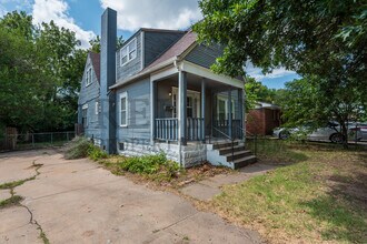 607 N Lorraine Ave in Wichita, KS - Building Photo - Building Photo