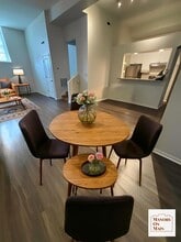 Manors On Main in Newport, KY - Foto de edificio - Building Photo