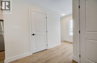 19 Downey St in Kitchener, ON - Building Photo - Building Photo