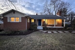 9327 Limestone Pl in College Park, MD - Building Photo