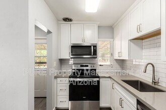 1534 E Griswold Rd in Phoenix, AZ - Building Photo - Building Photo