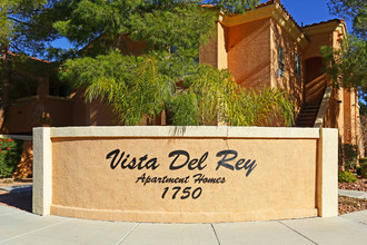 Vista Del Rey in Las Vegas, NV - Foto de edificio - Building Photo