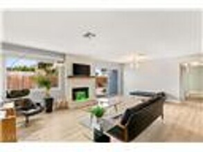 1707 S 8th St in Las Vegas, NV - Building Photo - Building Photo