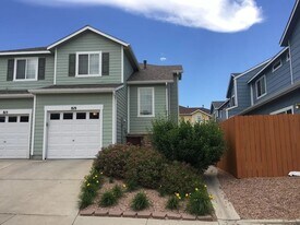 819 Red Thistle View in Colorado Springs, CO - Building Photo