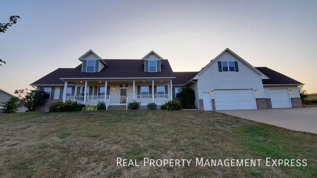property at 305 N Pine Lake Dr