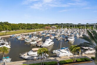 102 Yacht Harbor Dr in Palm Coast, FL - Building Photo - Building Photo