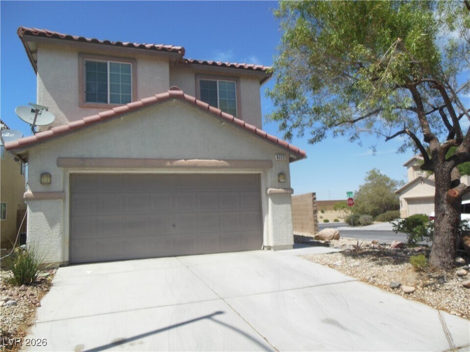 6222 Maidenhair Fern Ct in Las Vegas, NV - Building Photo