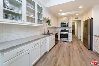 5735 Lake Lindero Dr in Agoura Hills, CA - Building Photo - Building Photo