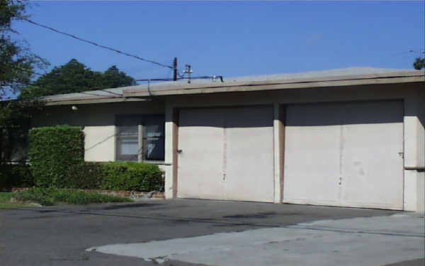 2193-2199 Orange Ave in Costa Mesa, CA - Building Photo - Building Photo