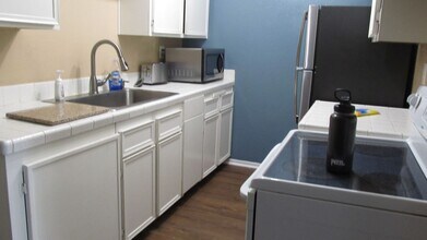 1547 Broadway in Chula Vista, CA - Building Photo - Building Photo