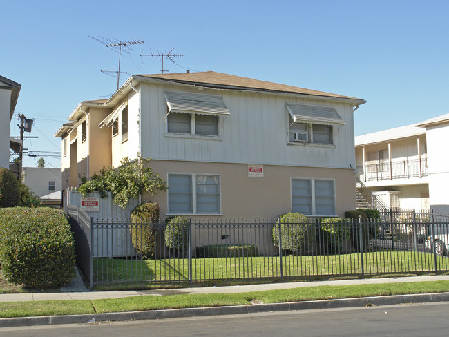 1439 S Bronson Ave in Los Angeles, CA - Building Photo - Building Photo