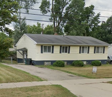 1632 Haslett Rd in East Lansing, MI - Foto de edificio - Building Photo