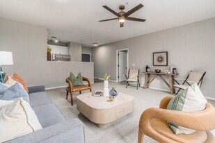 Residences of Gahanna in Gahanna, OH - Building Photo