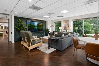 310 N Canal St in Chicago, IL - Building Photo - Building Photo