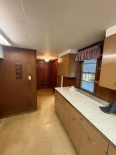 1074 Spring Bay Rd in East Peoria, IL - Building Photo - Building Photo