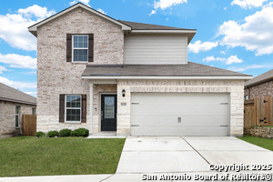 9226 Bennett Frst in Converse, TX - Building Photo