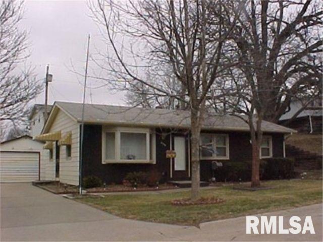 2544 Glenn St in Bettendorf, IA - Building Photo