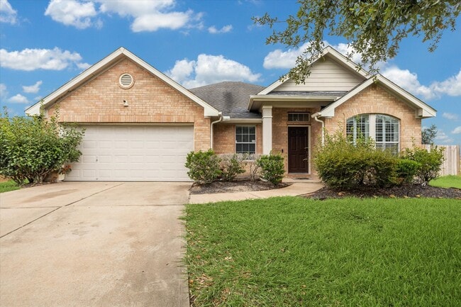 property at 7709 Lakeside Manor Ln