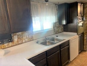 1140 College Ave in Elko, NV - Building Photo - Building Photo