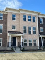 13815 Tender Dr in Carmel, IN - Building Photo