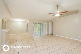 1702 Ann Ave N in Lehigh Acres, FL - Foto de edificio - Building Photo