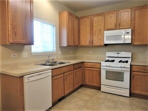 1217 Violet Ln in Joliet, IL - Building Photo - Building Photo