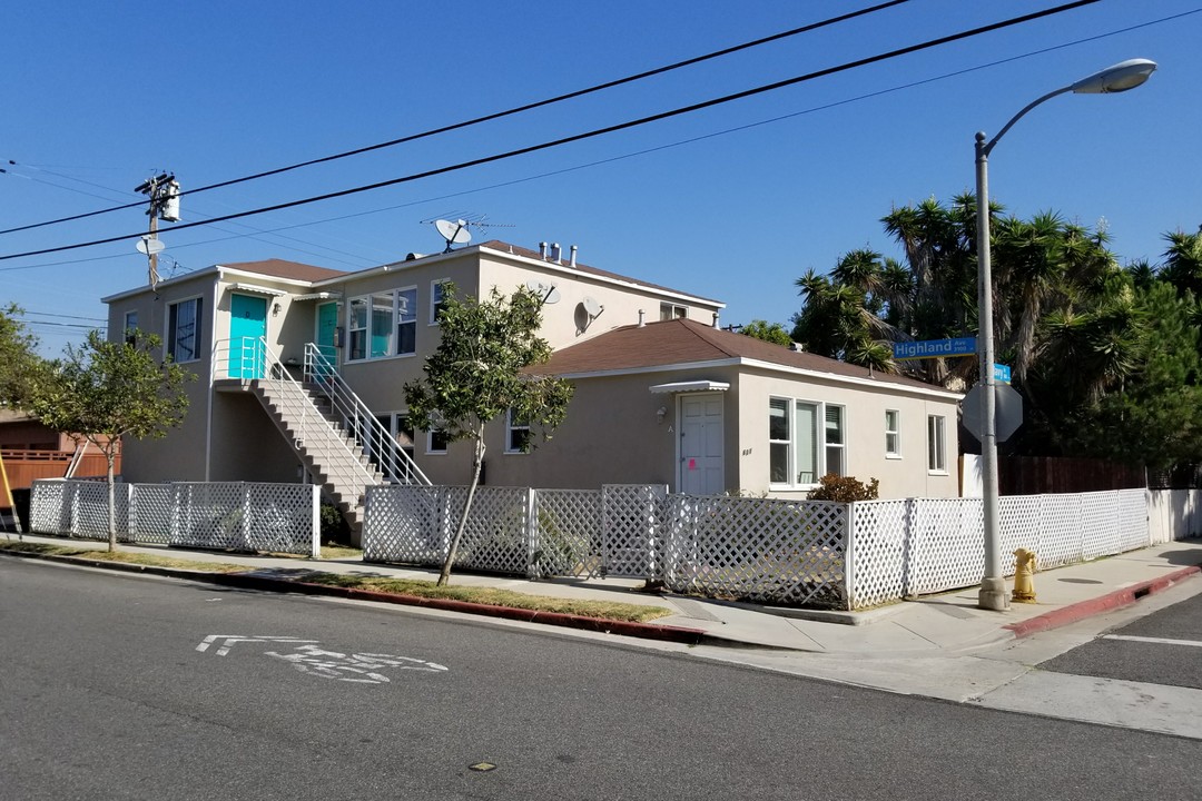 Prime Santa Monica 4-plex in Santa Monica, CA - Building Photo