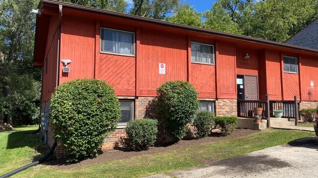 3927 Sage Dr in Rockford, IL - Building Photo - Building Photo