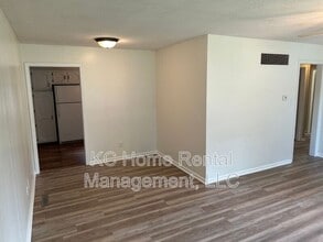 804 NE 66th Terrace in Kansas City, MO - Building Photo - Building Photo