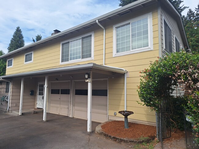 410 NE 61st Ave, Unit 410