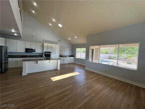 8908 Sheep Ranch Ct in Las Vegas, NV - Building Photo - Building Photo