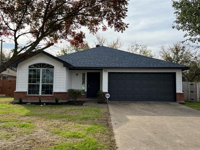 401 Oxford Loop in Princeton, TX - Building Photo