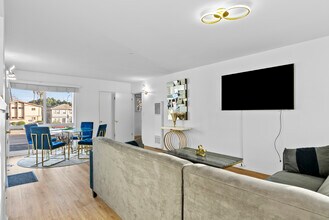 2463 Federal Ave, Unit 2463 in Los Angeles, CA - Foto de edificio - Building Photo