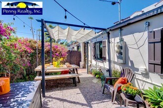 2290 Congress St, Unit 2290 Congress in San Diego, CA - Building Photo - Building Photo