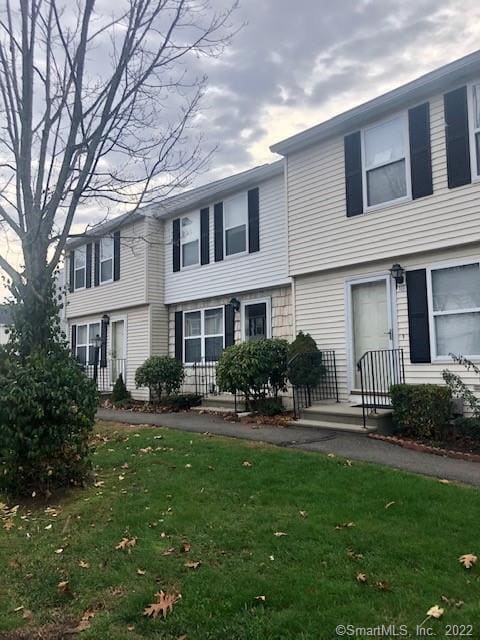 property at 20 Firethorn Dr