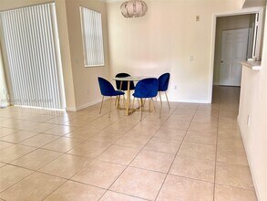 3115 NE 184th St in Aventura, FL - Building Photo - Building Photo