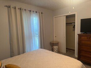 605 Fernwood Rd in Knoxville, TN - Building Photo - Building Photo