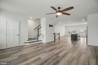 11398 Willow Green Cir in Manassas, VA - Building Photo - Building Photo