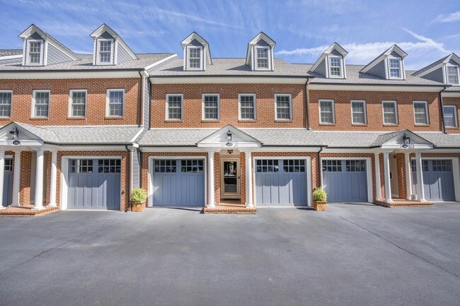 property at 118 Bancroft Mills Rd